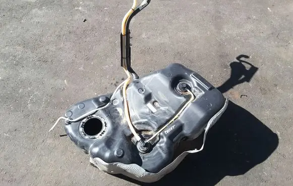 Volkswagen PASSAT B7 USA Fuel tank 561201055J 561201055E