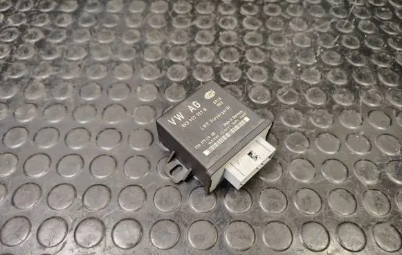 Audi A5 8T 8F Light module LCM 8K5907357B