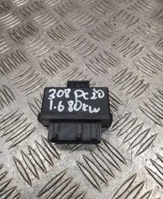 Peugeot 308 Fuel injection pump control unit/module 240107