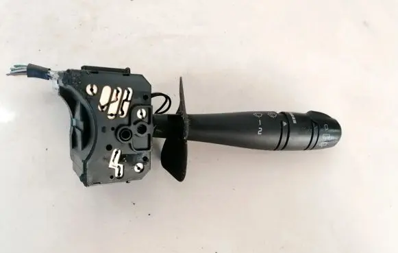 Renault Scenic I Wiper control stalk 37001a