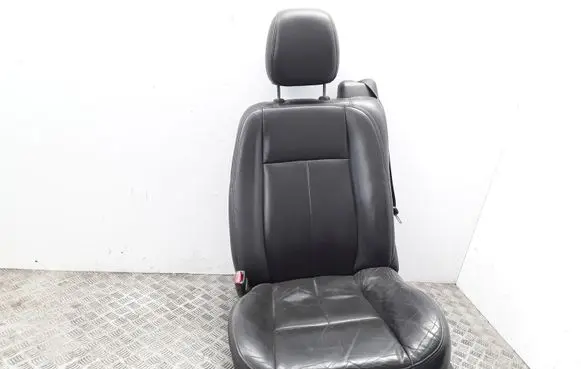 Saab 9-7X Front driver seat 050728 200687J