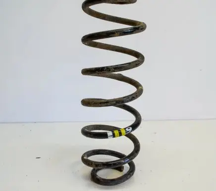 Volkswagen Golf I Rear coil spring