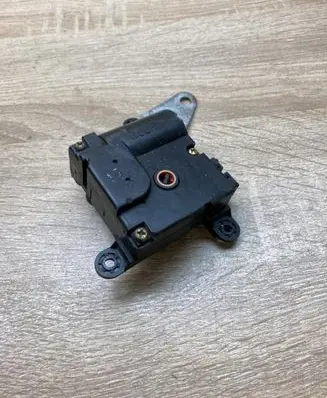 Hyundai Tucson TL Air flap motor/actuator WOORYAIRFLAPMOTOR