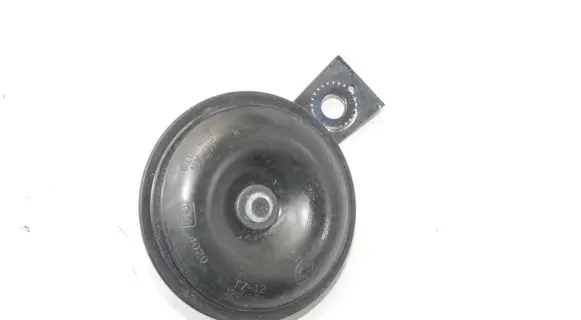 Nissan Leaf II (ZE1) Horn signal