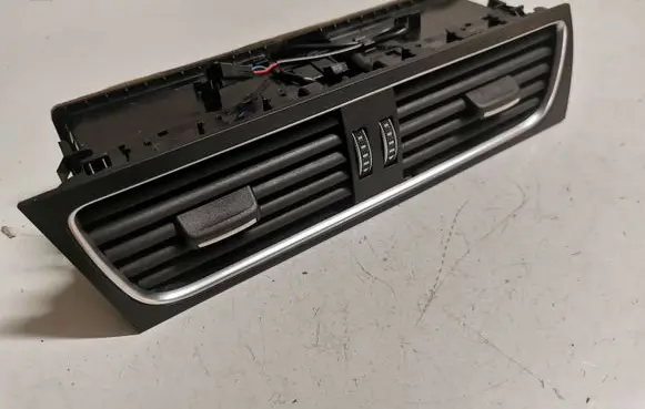 Audi A5 8T 8F Dash center air vent grill 8T1820951E