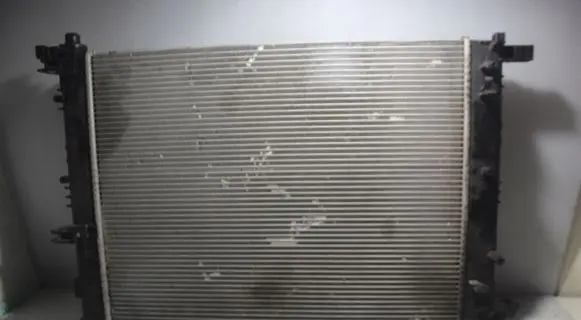 Renault Clio IV Coolant radiator 