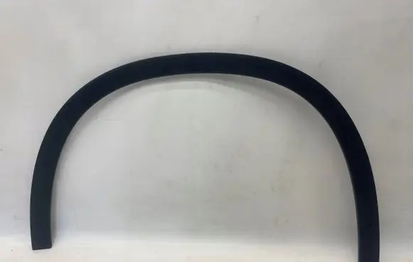 Front arch trim