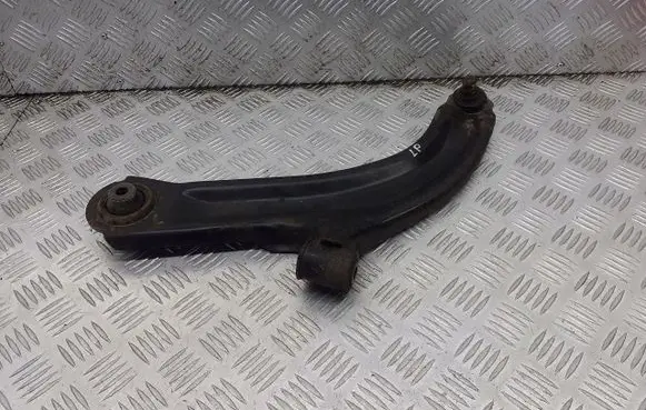 Renault Clio III Front control arm