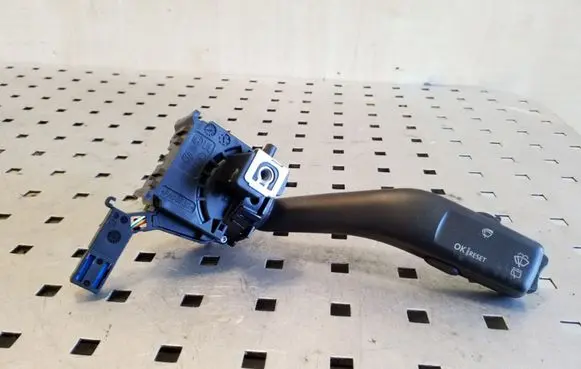 Volkswagen Touran I Wiper control stalk 1K0953519A