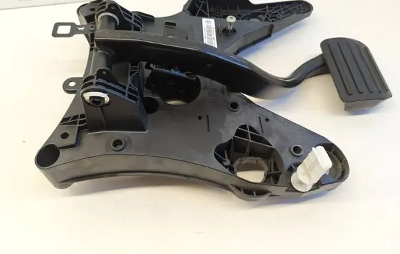 Porsche Cayenne (92A) Brake pedal 7P0723117B 7P0723031AP 7P0723142K