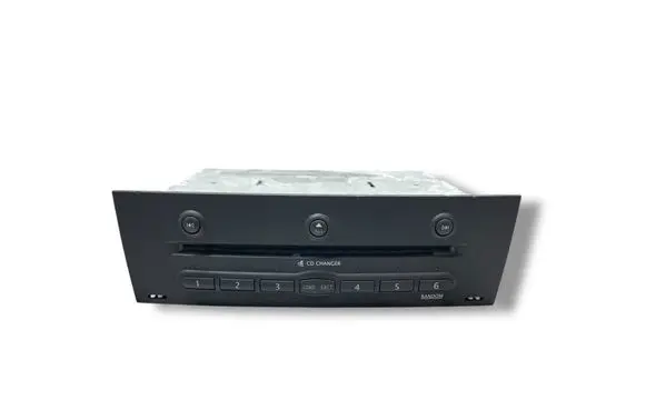 Renault Megane II CD/DVD changer 8200084437
