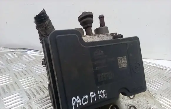 Chrysler Pacifica ABS Pump 00008944E000