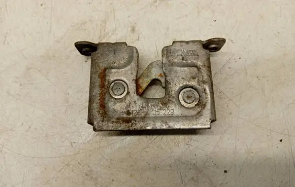 BMW 3 E90 E91 Engine bonnet/hood lock/catch 7115229