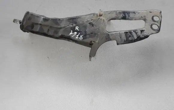 Volvo XC70 Front bumper cross member 31329437
