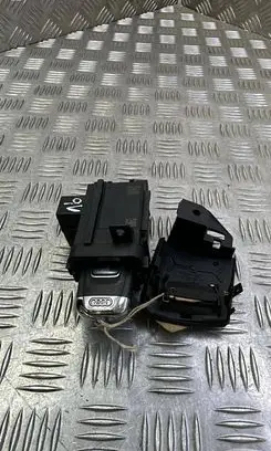 Audi Q5 SQ5 Ignition lock 8K0909131D
