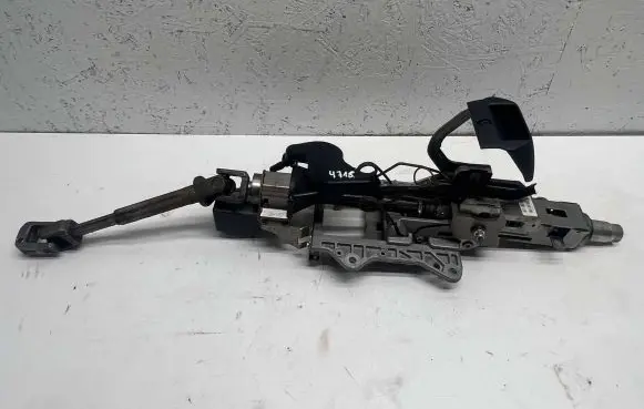 Volkswagen PASSAT B7 Steering wheel axle 3C1419501S 3C0905861J