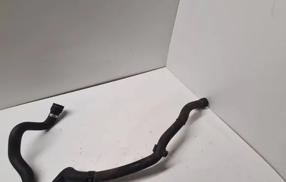 BMW 1 E82 E88 Engine coolant pipe/hose 9222699
