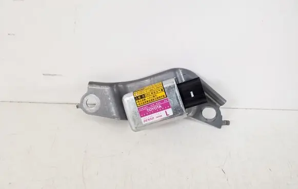 Lexus RX 330 - 350 - 400H Airbag deployment crash/impact sensor 89834-48020