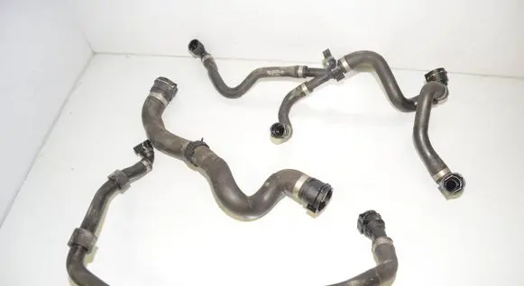 BMW 2 F45 Engine coolant pipe/hose 7645523 7645521 7645477