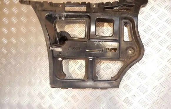 BMW 3 E90 E91 Bumper support mounting bracket corner 72758411 3661