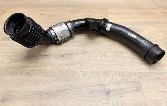 Renault Trafic III (X82) Air intake hose/pipe 144600509R HSR26577