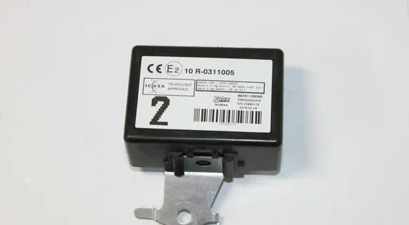 Toyota Yaris Door control unit/module 897410D090