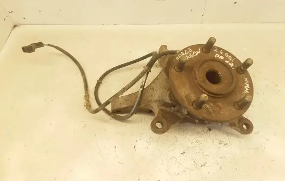 Mitsubishi Space Wagon Front wheel hub spindle knuckle