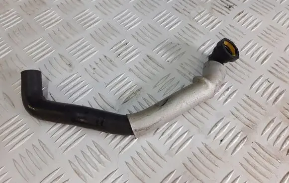 Nissan Pulsar Engine coolant pipe/hose