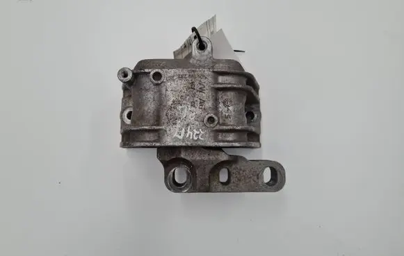 Volkswagen Jetta V Engine mount bracket 1K0199262BB 1K0199262