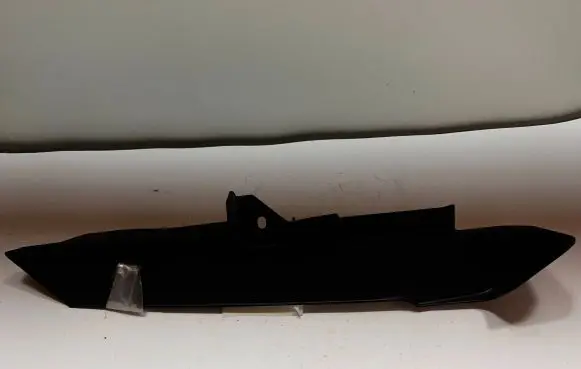 Honda CR-V Fender end trim 74207-SWW-G01 74207SWWG01