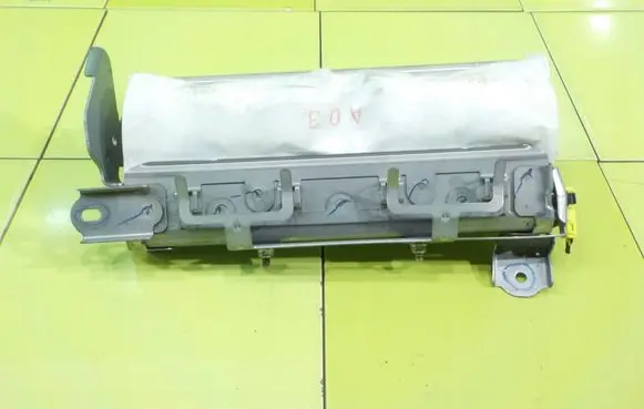 Toyota RAV 4 (XA30) Knee airbag KOLANOWA 18AB3