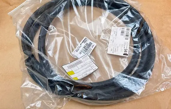 Porsche Panamera (970) Rubber seal rear door 97053627601