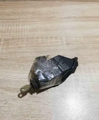 Mazda 323 Fuel tank cap lock motor 8300004590 G21272350