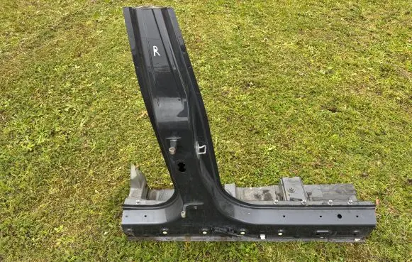 Mini Clubman F54 Front sill (body part) 
