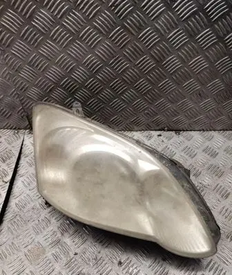 Toyota Corolla E120 E130 Headlight/headlamp 89900169