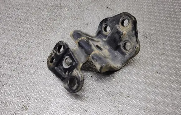 Honda CR-V Front door lower hinge 