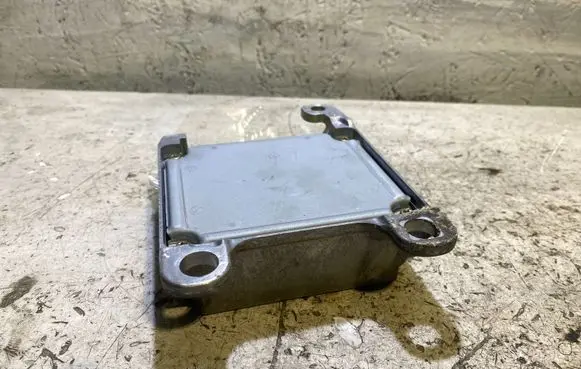 Toyota Avensis Verso Airbag control unit/module 8917044050 2310002460