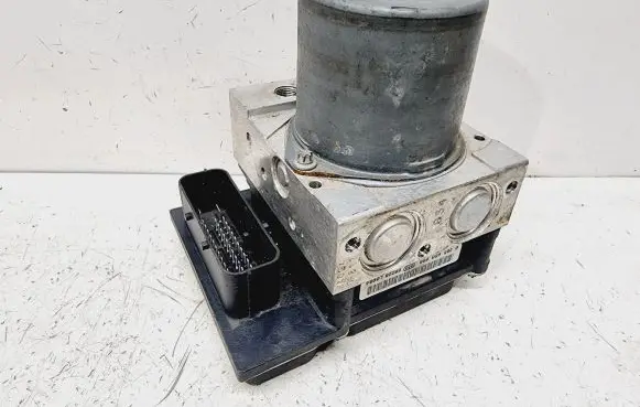 BMW 5 E60 E61 ABS Pump 34516775730 34516791108