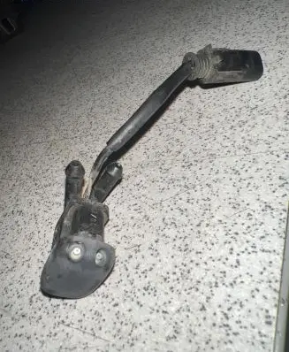 BMW 5 E39 Windshield washer spray nozzle 8361042 6166
