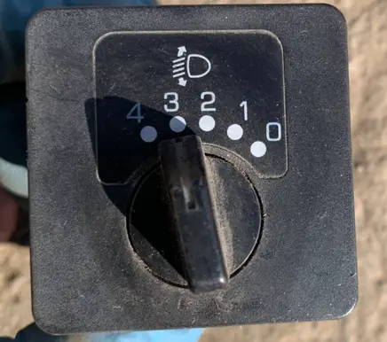 Mitsubishi Canter Headlight level height control switch