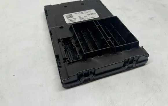 Audi A4 S4 B9 Comfort/convenience module 8W0907063DG