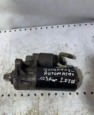 Skoda Octavia Mk2 (1Z) Starter motor 02E911025H