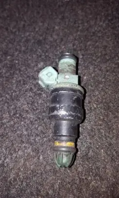 BMW 5 E39 Fuel injector 0280150415