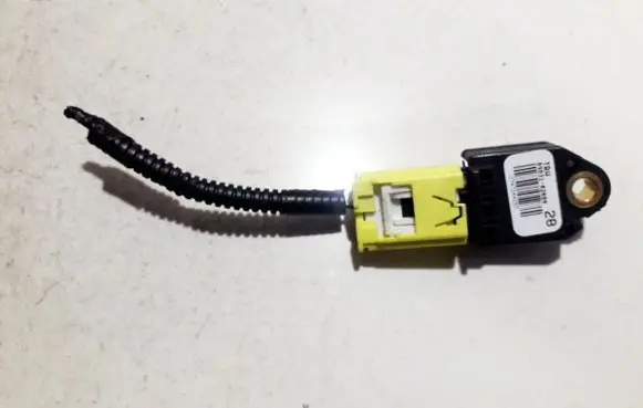 Toyota Auris 150 Airbag deployment crash/impact sensor 8983102080 2747244253