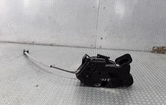 Skoda Yeti (5L) Front door lock 5K2837016B