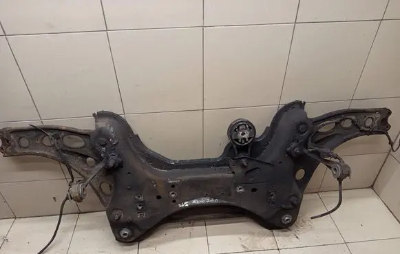 Opel Vivaro Front subframe 93858866 8200626965