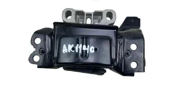 Skoda Fabia Mk4 (6VA) Engine mount bracket 2Q0199555BL