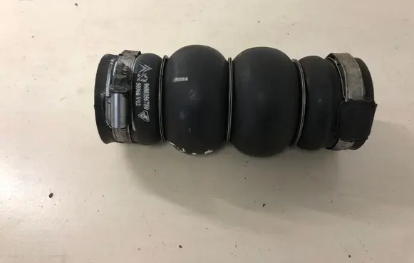 Peugeot 308 Intercooler hose/pipe 9680356780