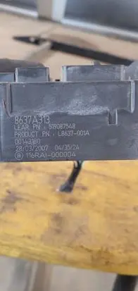 Mitsubishi Outlander Fuse module 8637A313