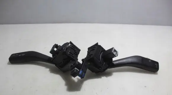 Volkswagen Touran I Light switch